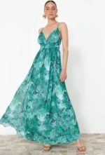 ქალის ჩაცმულობა